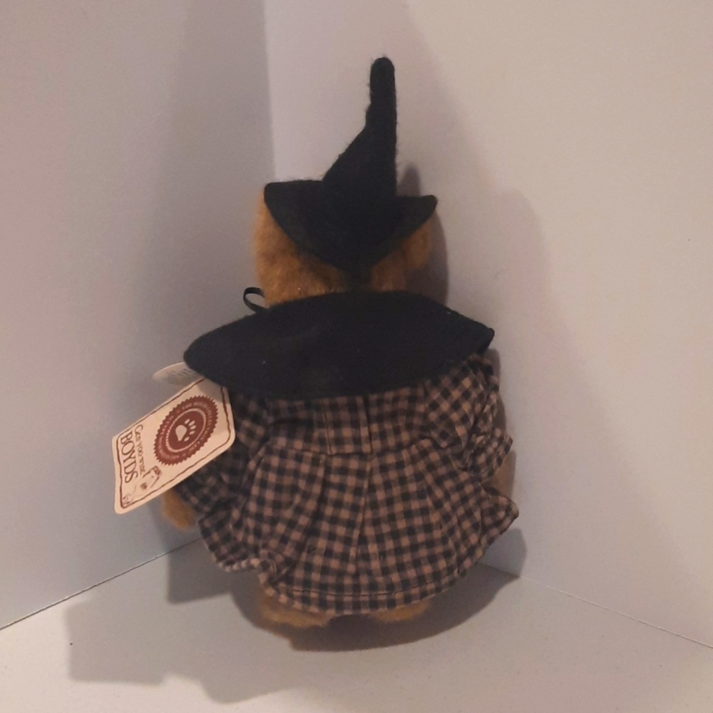 Halloween Boyd' Bear Witch - Picture 2 of 2